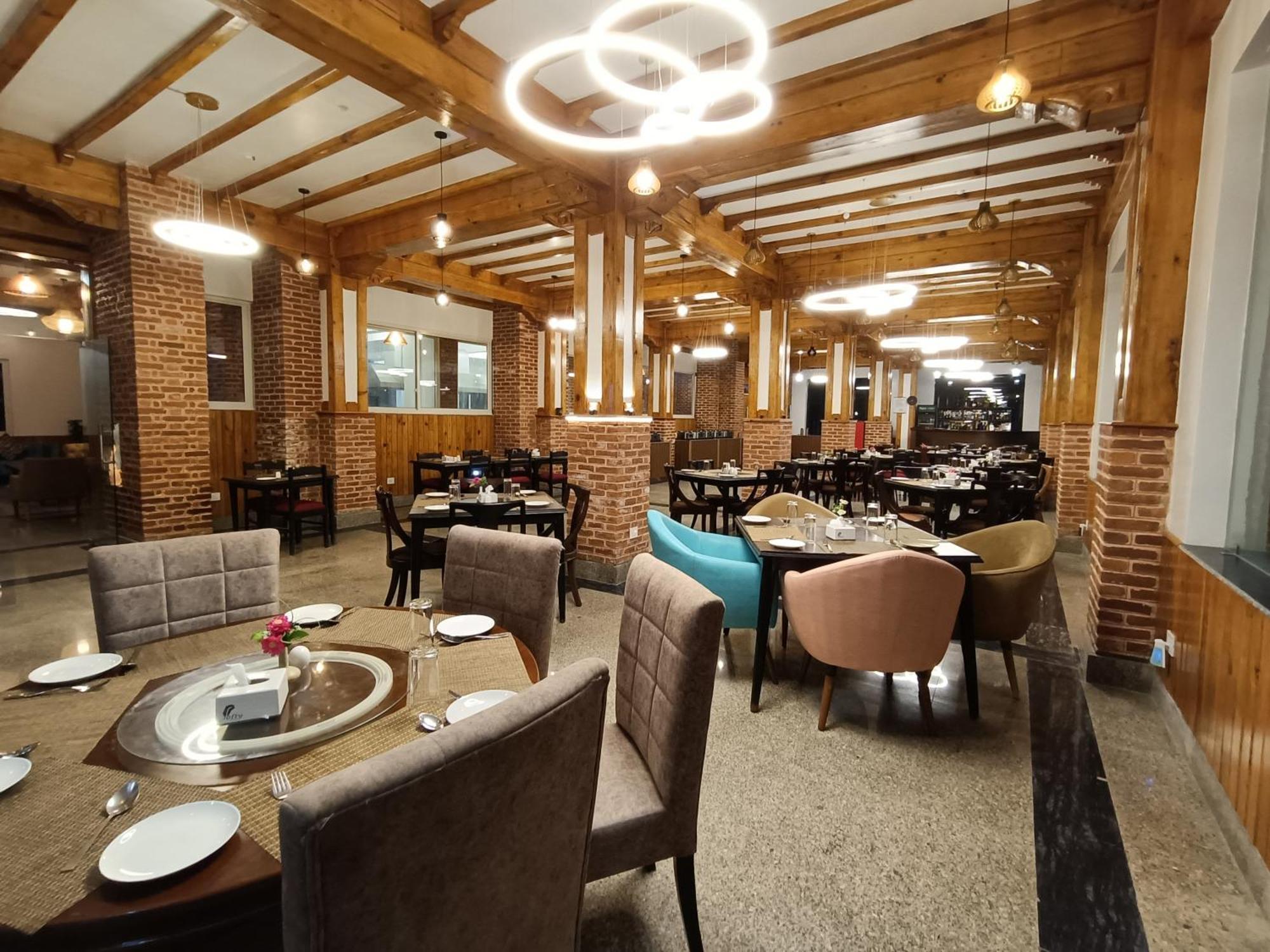 Hotel Chautari Pvt Ltd Nagarkot Dış mekan fotoğraf